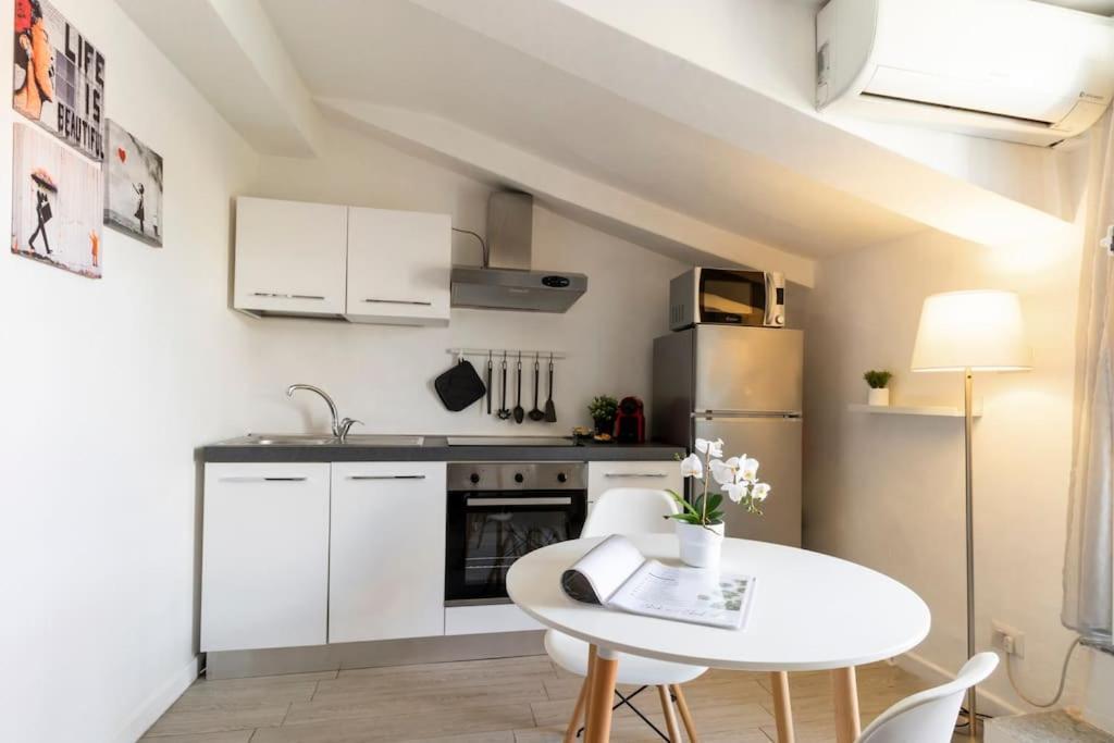 Centro Deluxe Suite Con Wi-Fi E Netflix Torino Eksteriør billede